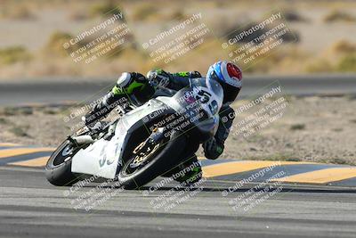 media/Nov-16-2024-CVMA (Sat) [[0e4bb1f32f]]/Race 8-Supersport Middleweight/